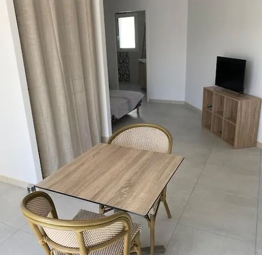 Appartement 2 Proche Bord De 5 Mn A Pied