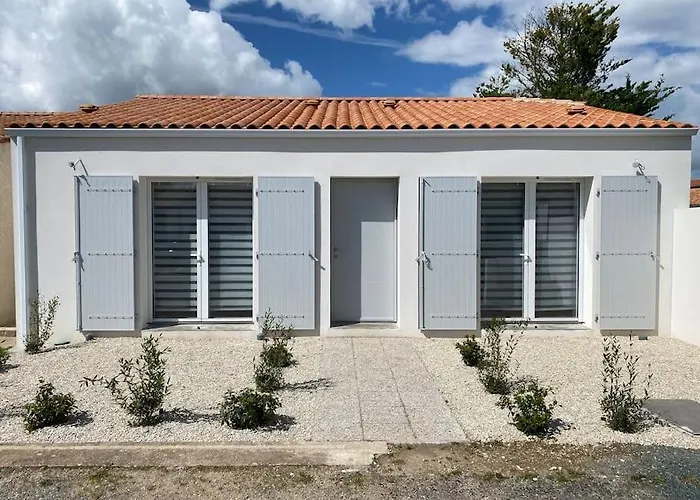 2 Proche Bord De 5 Mn A Pied *